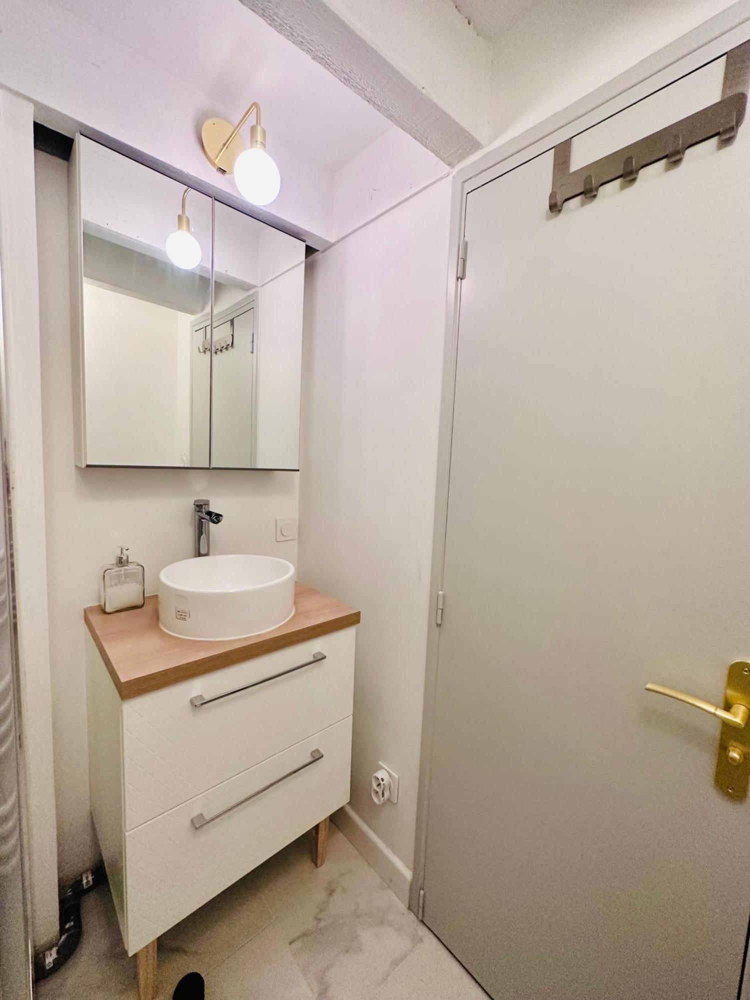 L'Etoile - Duplex Cosy De 50M2 En Centre-Ville Nîmes Extérieur photo